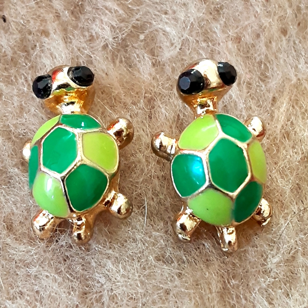 Turtle earrings♡